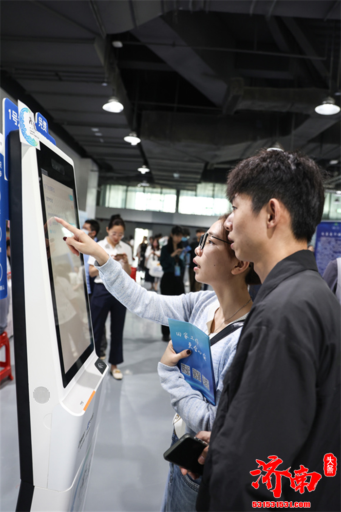 济南市12345市民服务热线“话题榜”⑫：“你”问即答，“才”聚泉城《济南日报·爱济南》